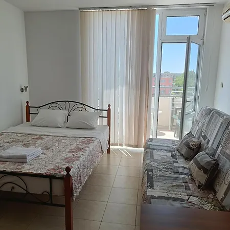 Rose Aparthotel *