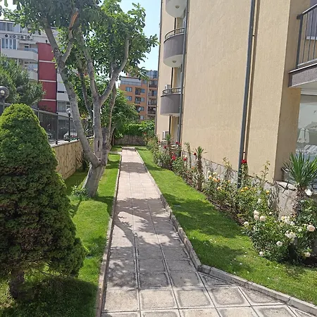 Aparthotel Rose Sunny Beach