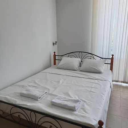 Rose Aparthotel *